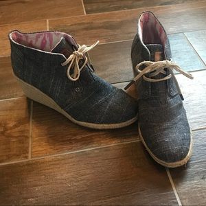 Toms chambray wedge bootie. Size 8.